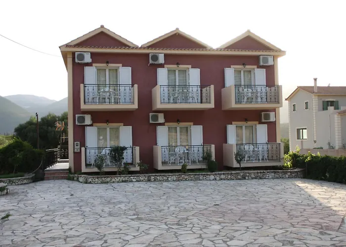 Ourania 아파트 사미