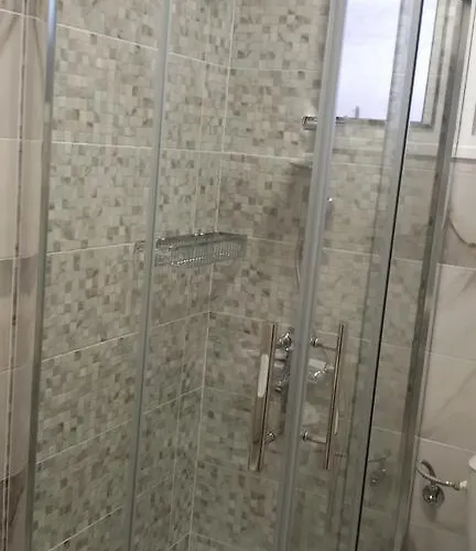 Ourania شقة