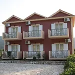 Apartament Ourania *
